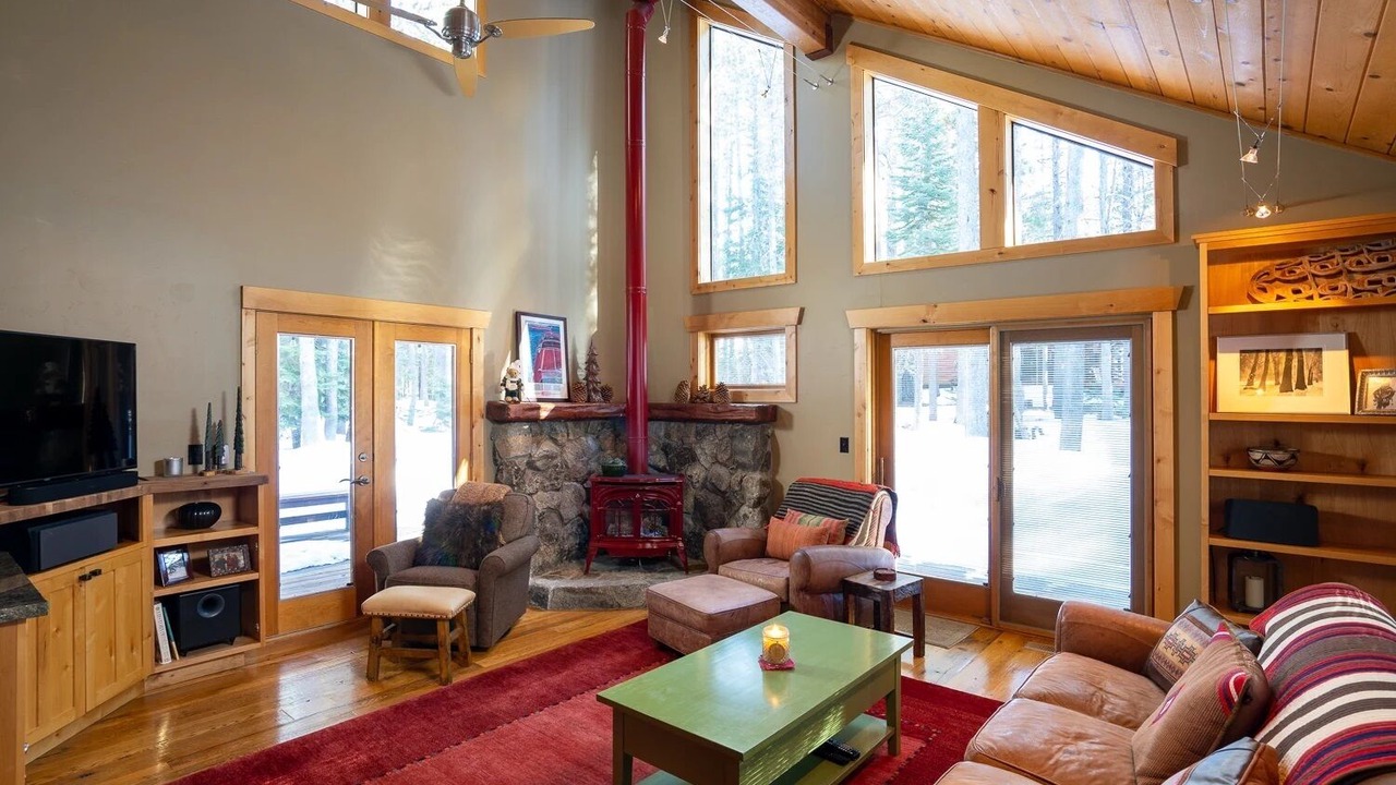 Photo of Livingroom in Truckee