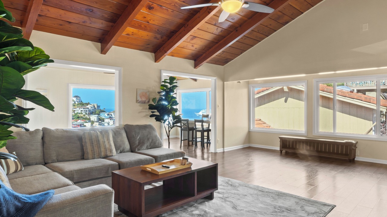 Photo of Livingroom in Avalon