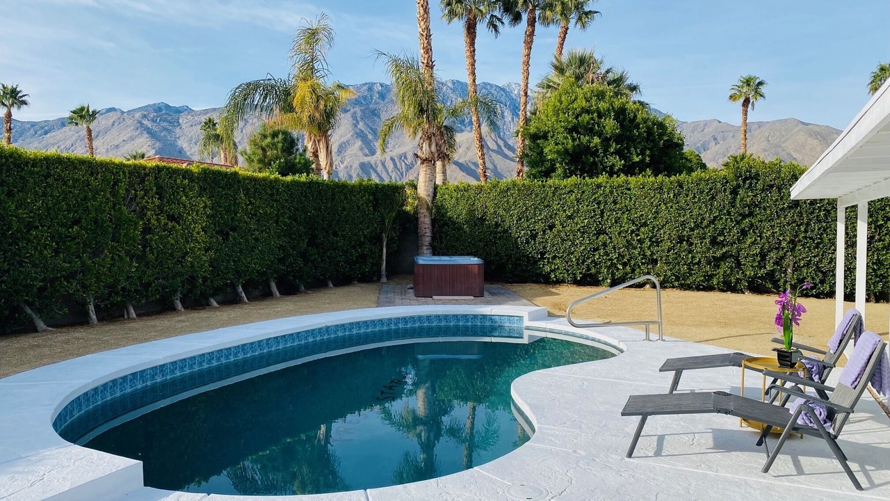 Photo of Outdoor in Desert Park Estates