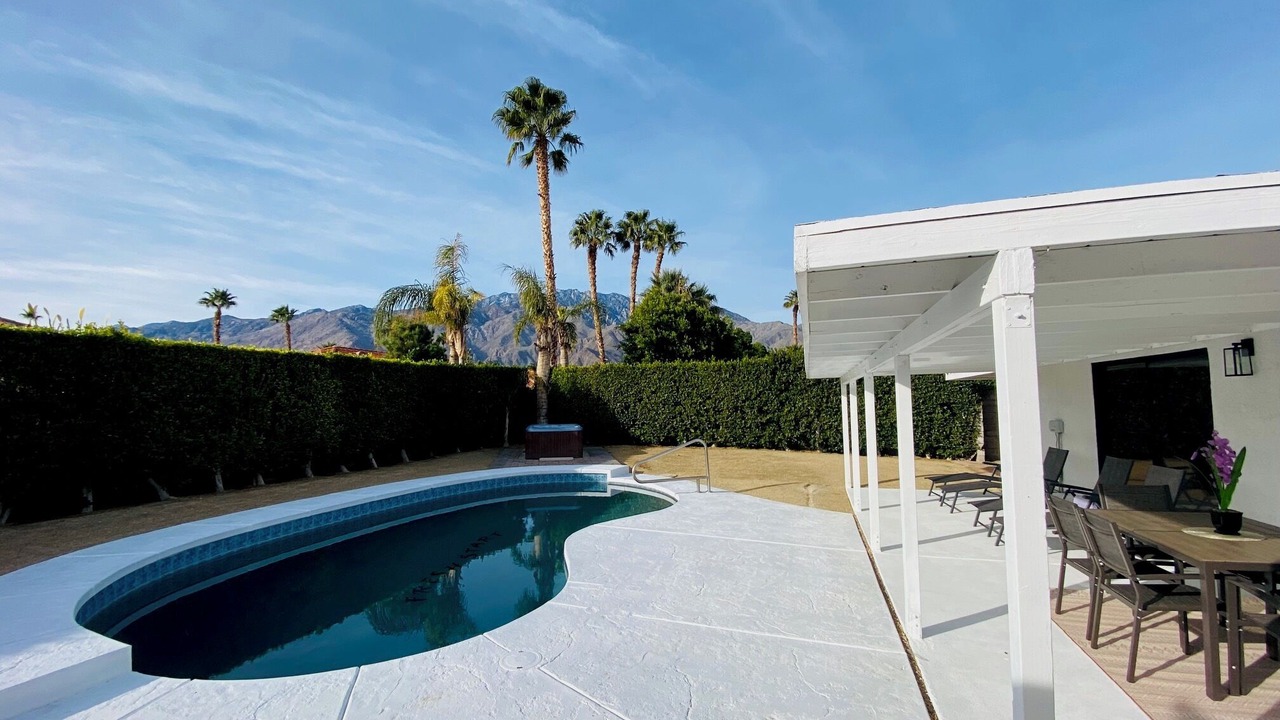Photo of Outdoor in Desert Park Estates