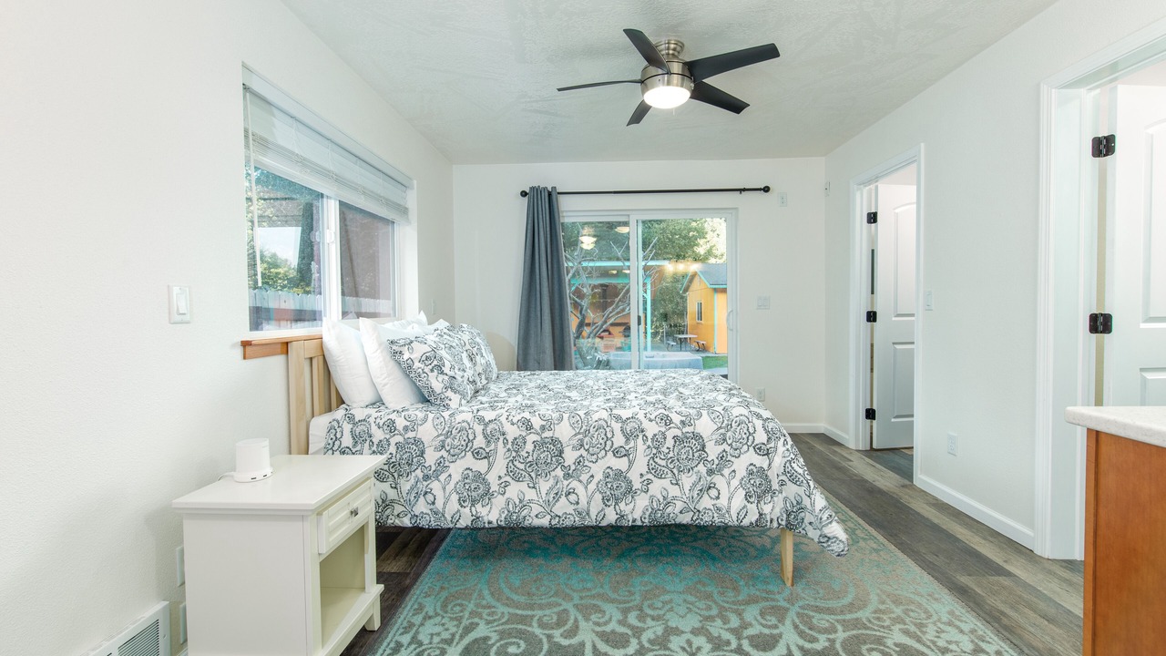 Photo of Bedroom in Crescent City
