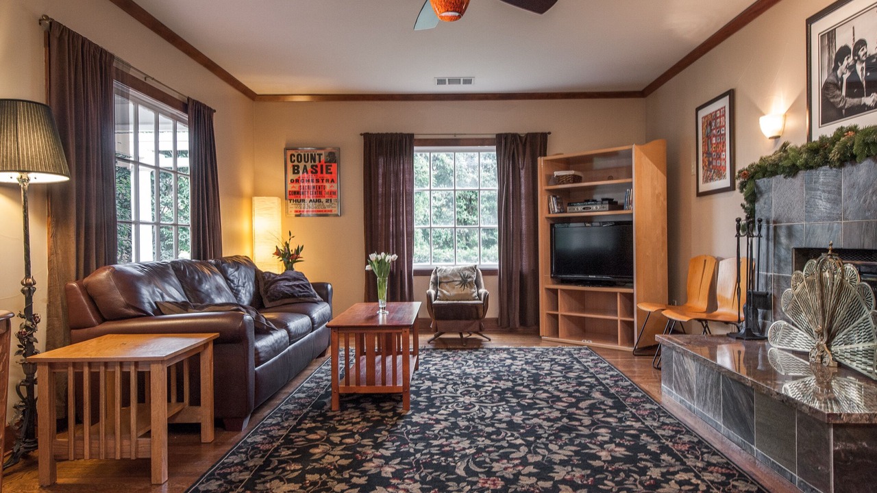 Photo of Livingroom in Arden Park Vista