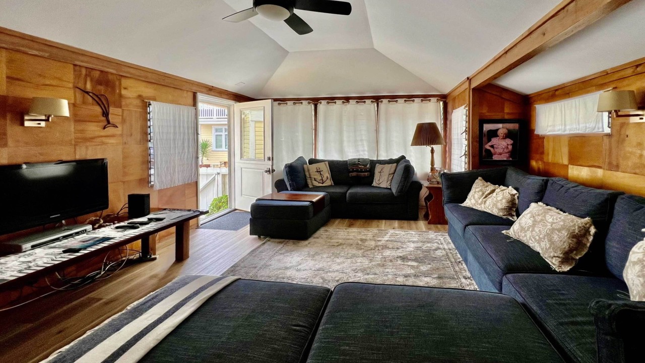 Photo of Livingroom in Avalon