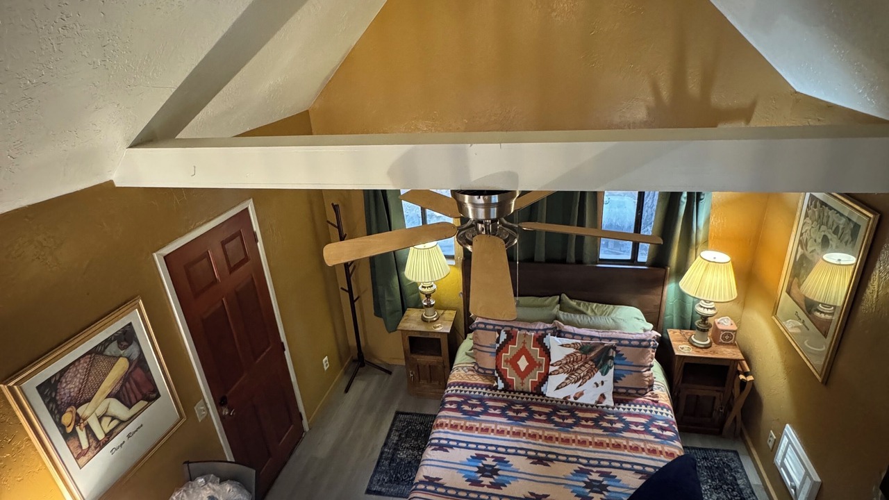Photo of Bedroom in Idyllwild