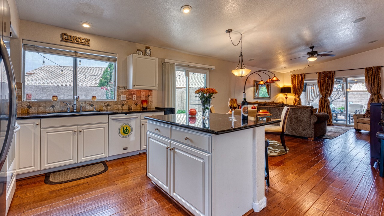 Photo of Bedroom in Mountain Park Ranch
