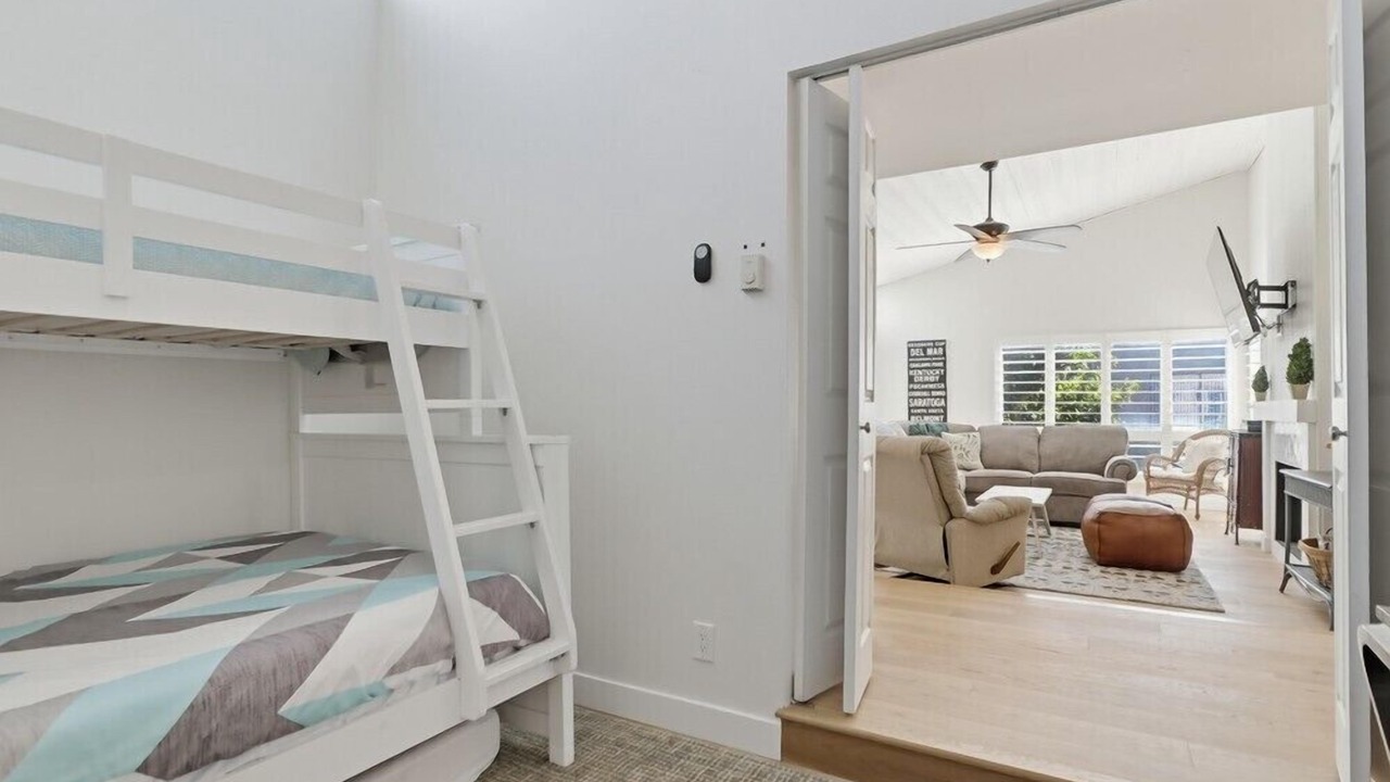 Photo of Bedroom in Solana Beach