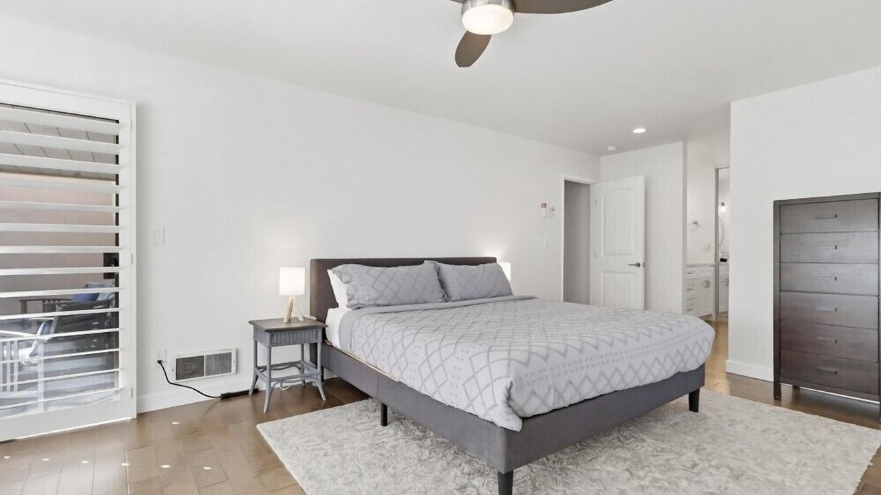 Photo of Bedroom in Solana Beach