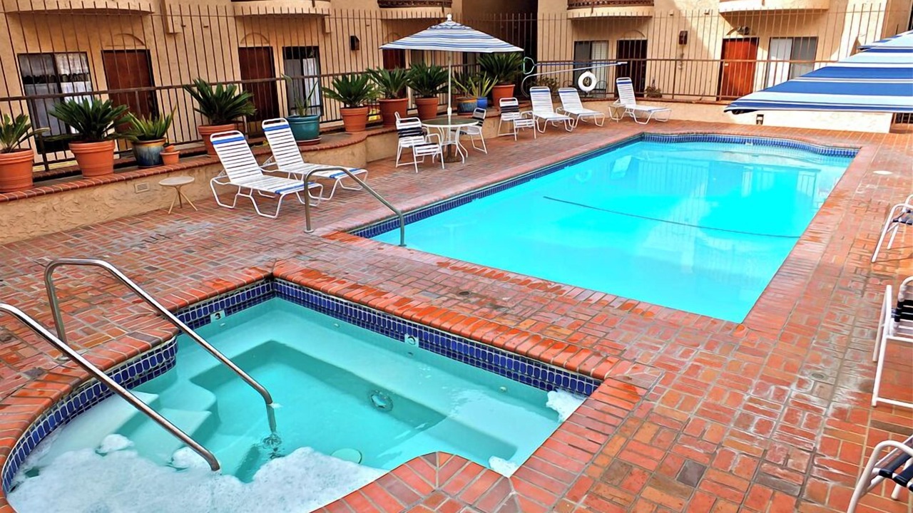 Photo of Outdoor in Avalon