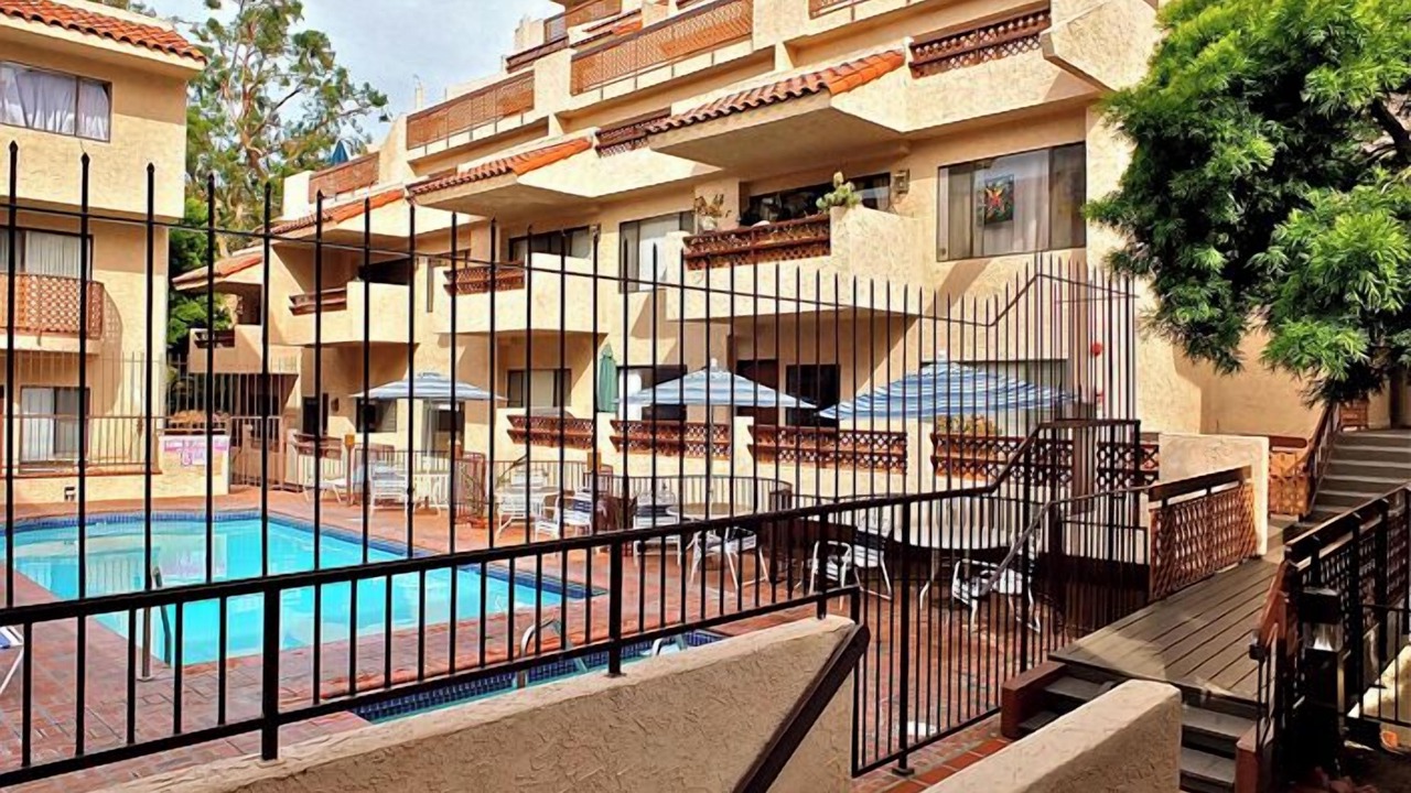 Photo of Outdoor in Avalon