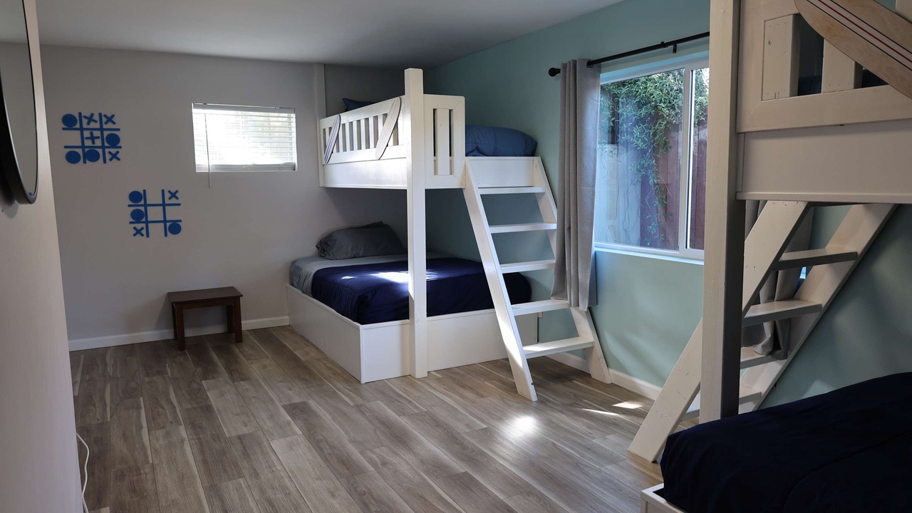 Photo of Bedroom in Townsite