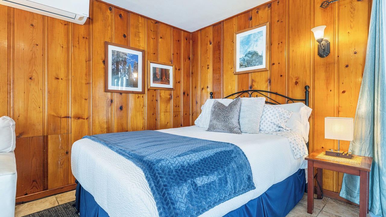 Photo of Bedroom in Three Rivers