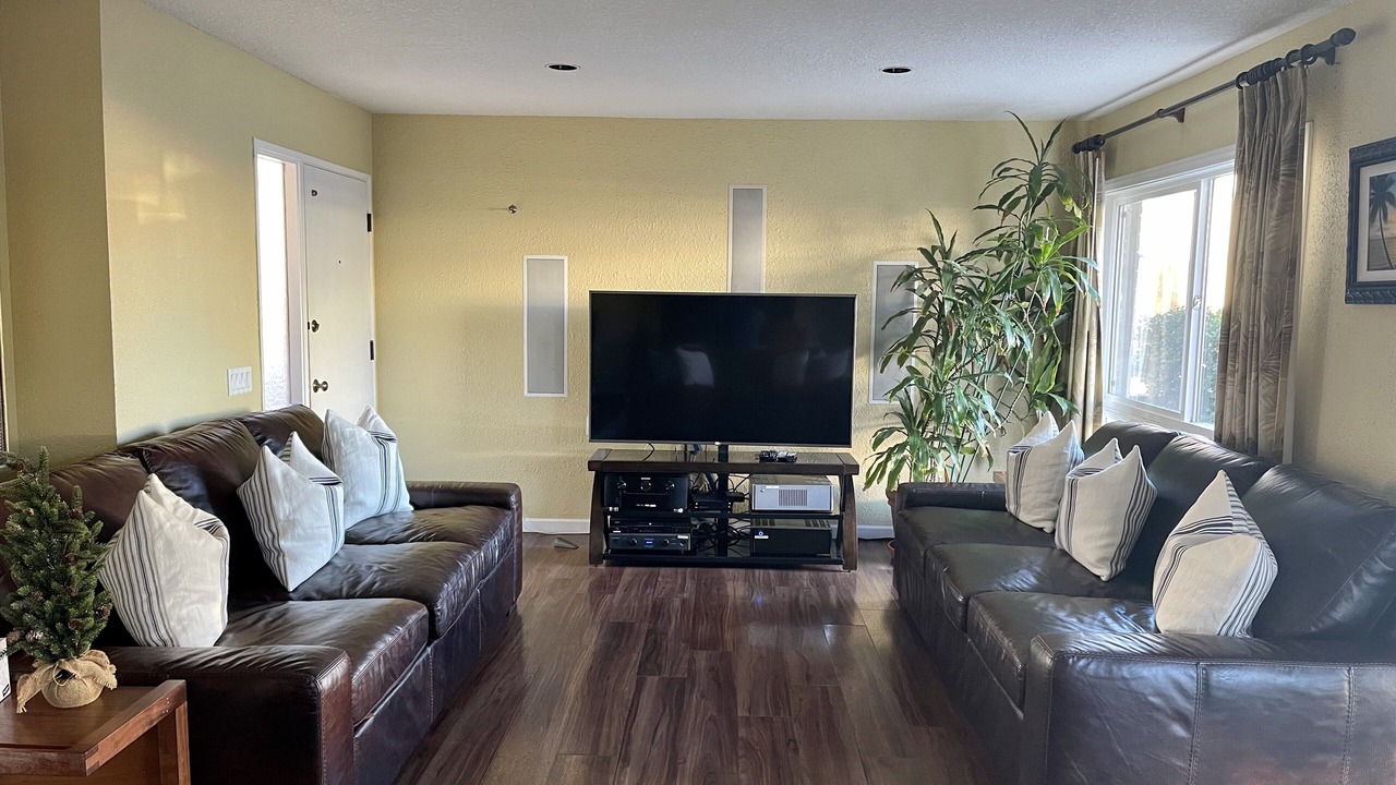 Photo of Livingroom in West Newport