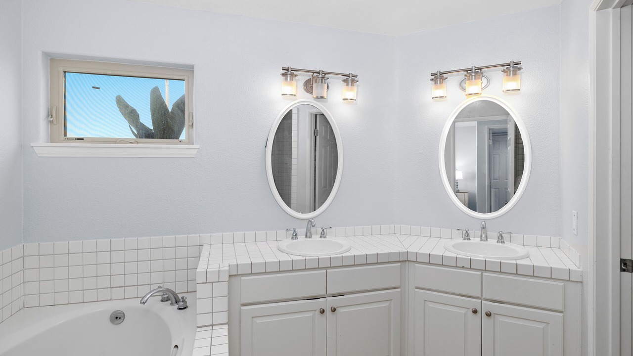 Photo of Bathroom in Imperial Beach