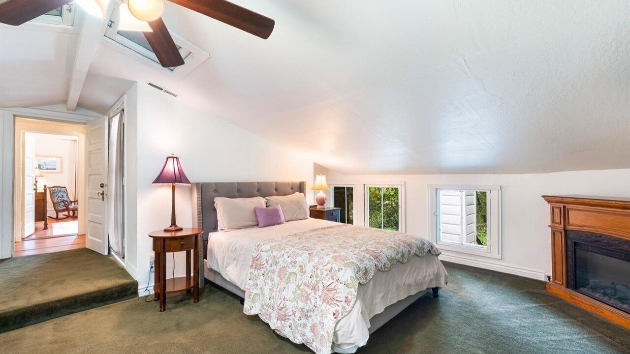 Photo of Bedroom in Guerneville