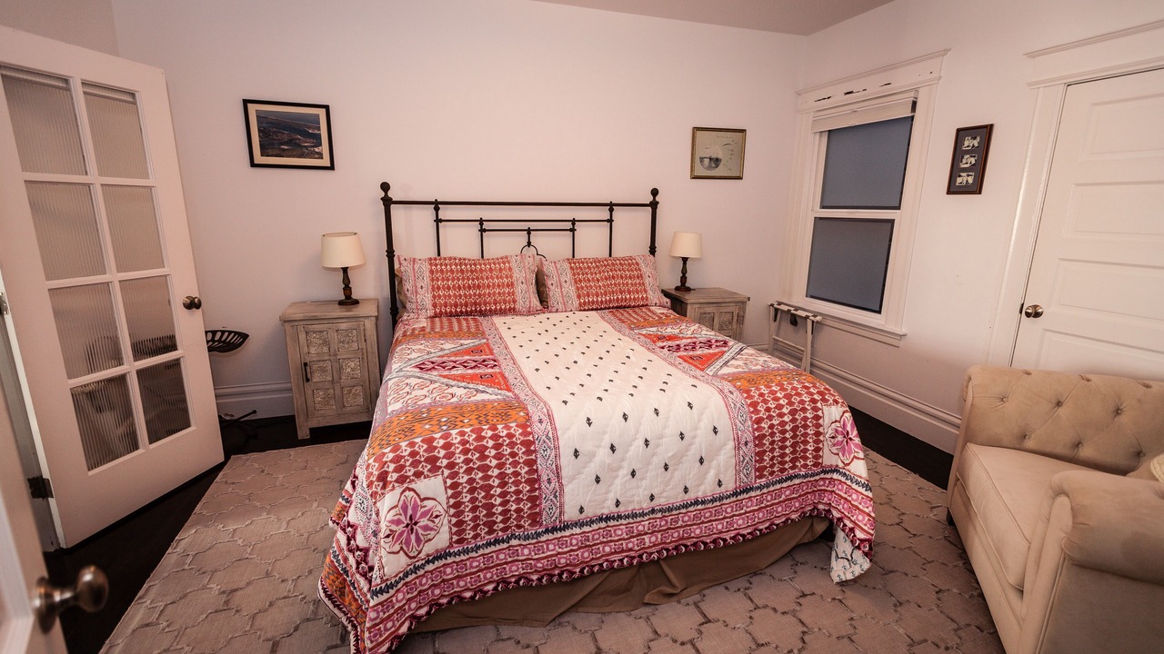 Photo of Bedroom in Golden Gate