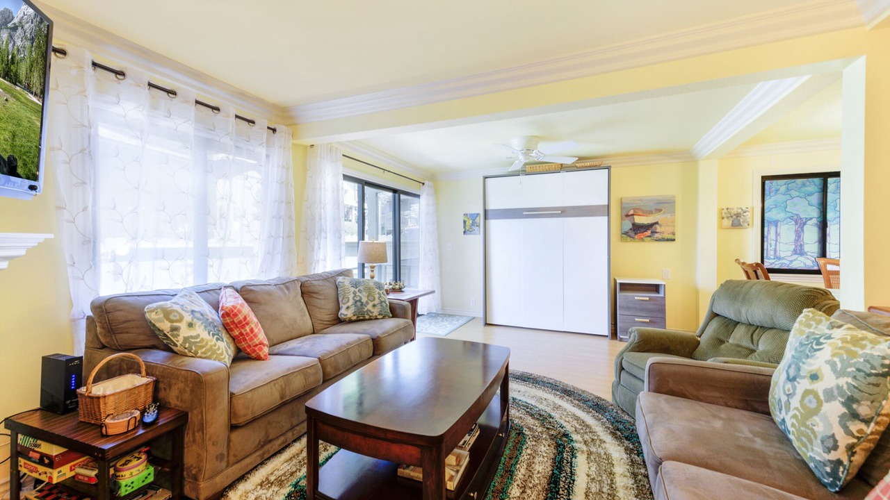 Photo of Bedroom in Avalon