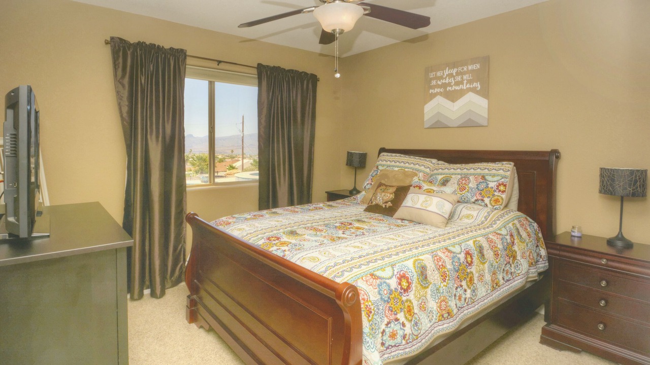 Photo of Bedroom in Lake Havasu City