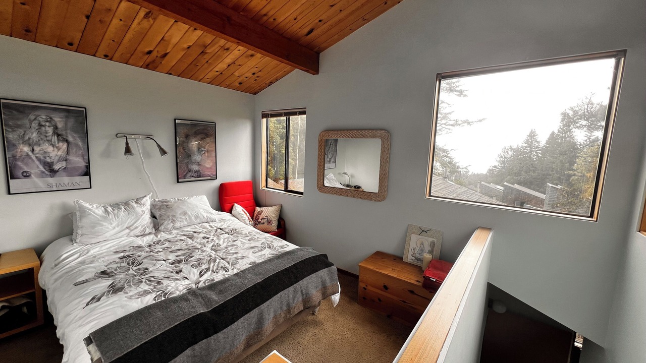 Photo of Bedroom in Sea Ranch