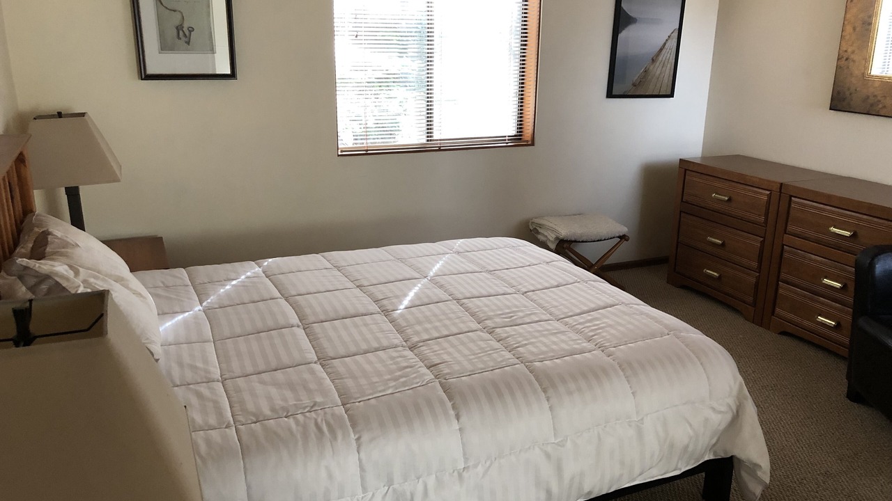 Photo of Bedroom in Sea Ranch