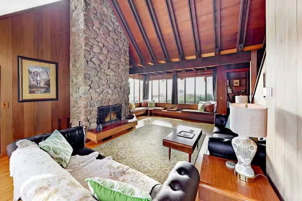 Photo of Livingroom in Bodega Bay