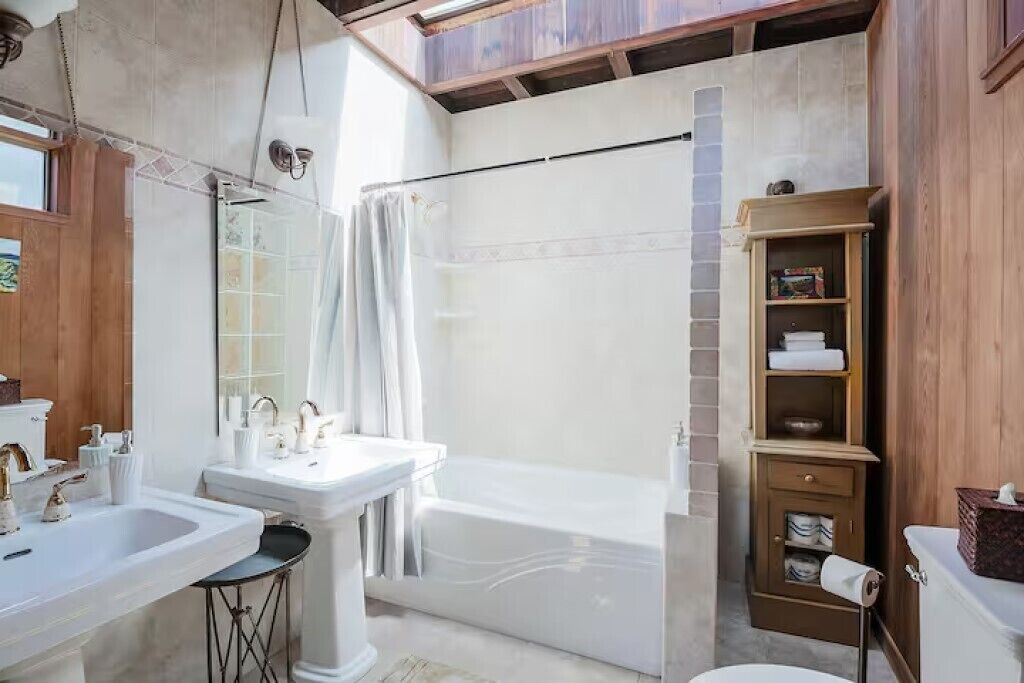 Photo of Bathroom in Bodega Bay