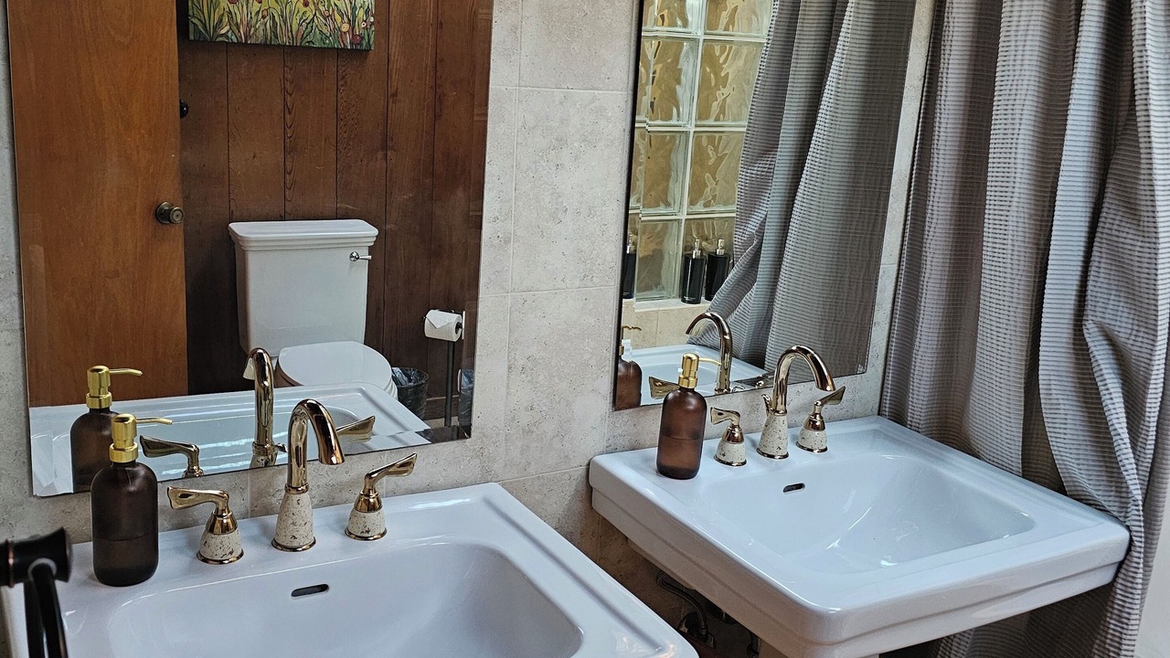 Photo of Bathroom in Bodega Bay