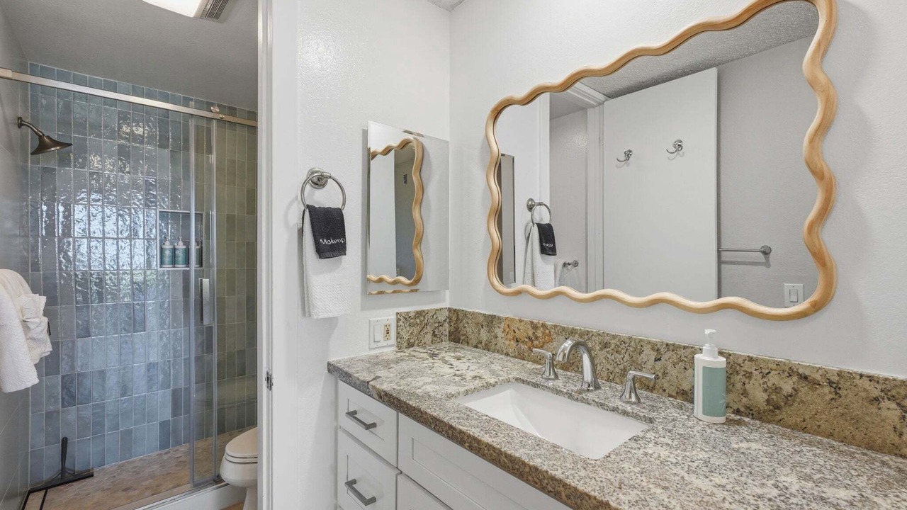Photo of Bathroom in Townsite