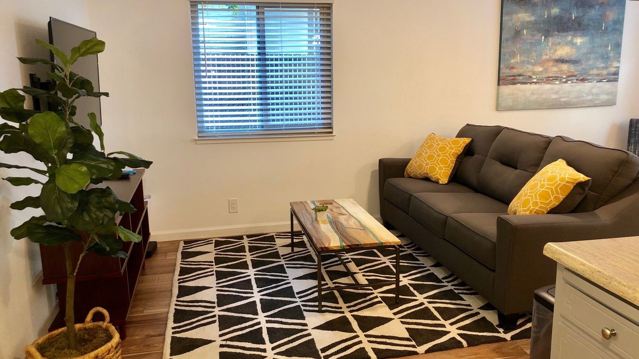 Photo of Livingroom in Chico