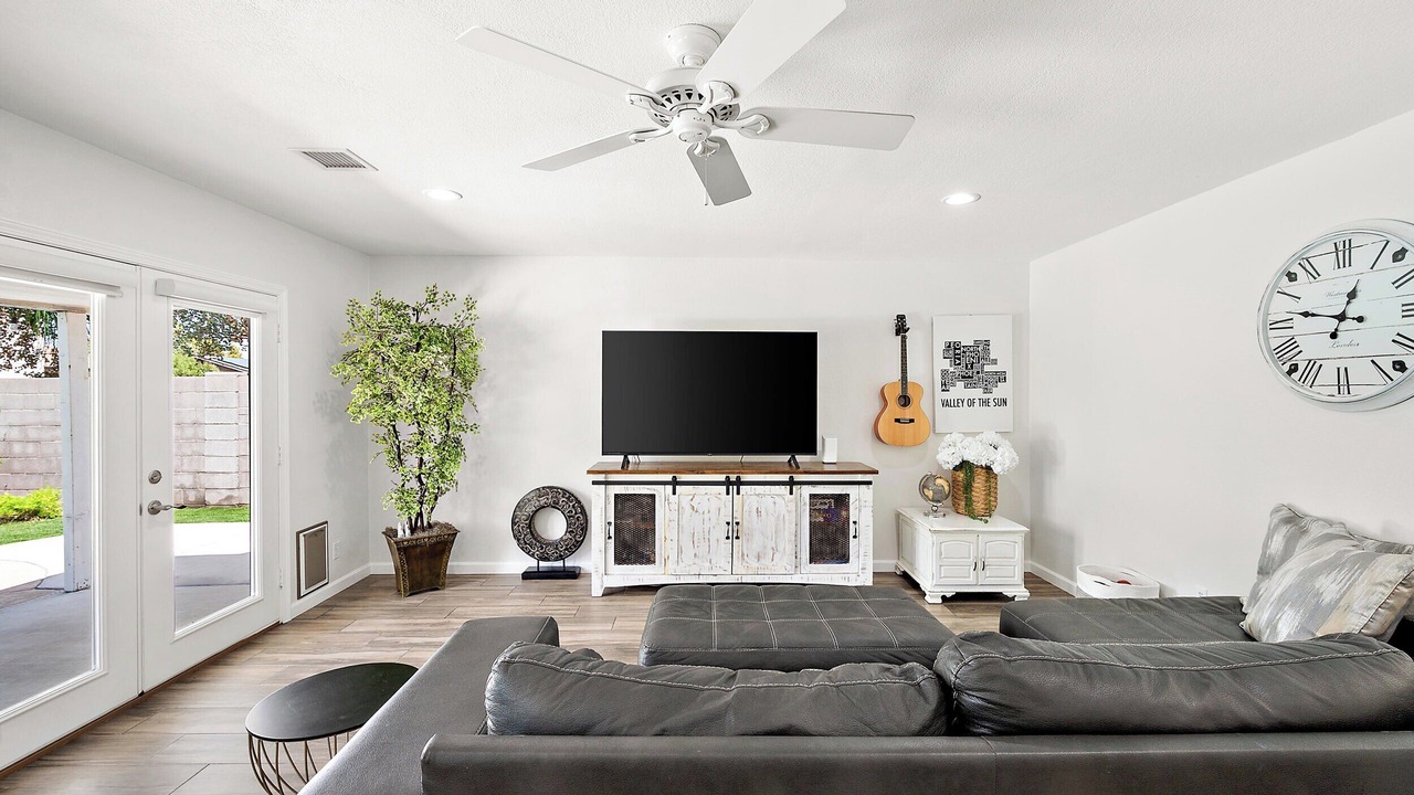 Photo of Livingroom in Gilbert