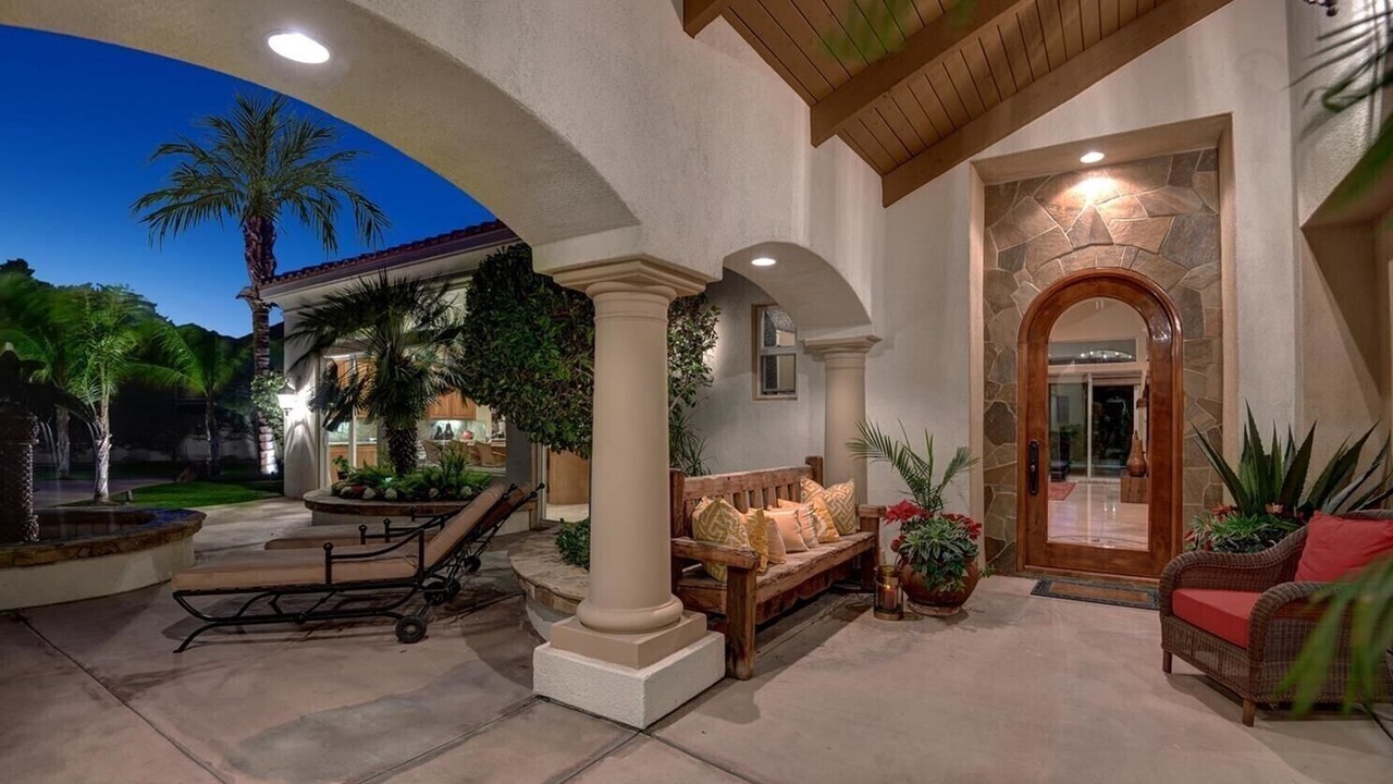 Photo of Patio Balcony in La Quinta