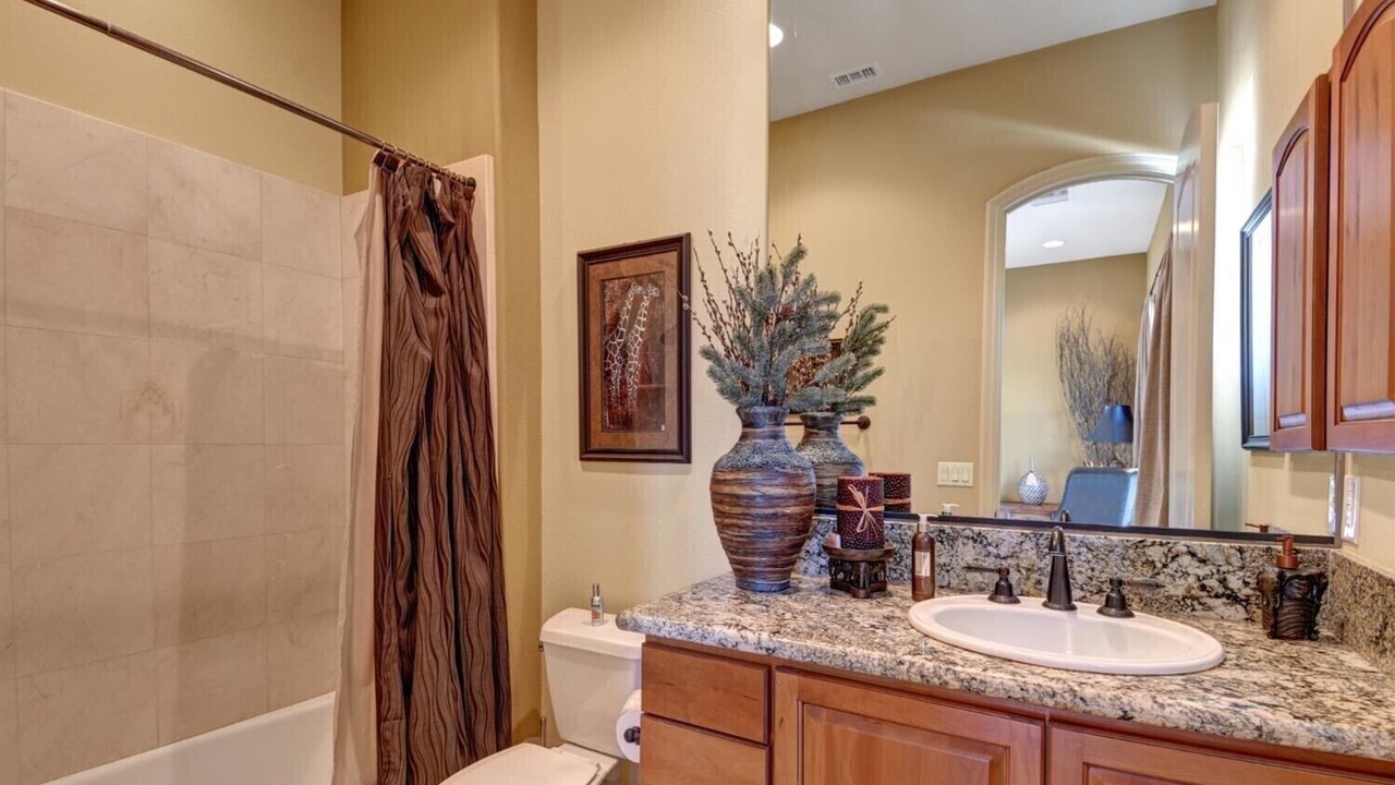 Photo of Bathroom in La Quinta