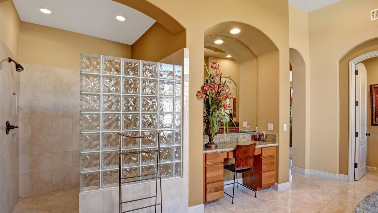 Photo of Bathroom in La Quinta