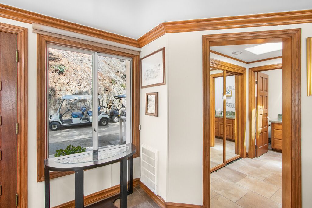 Photo of Bedroom in Avalon