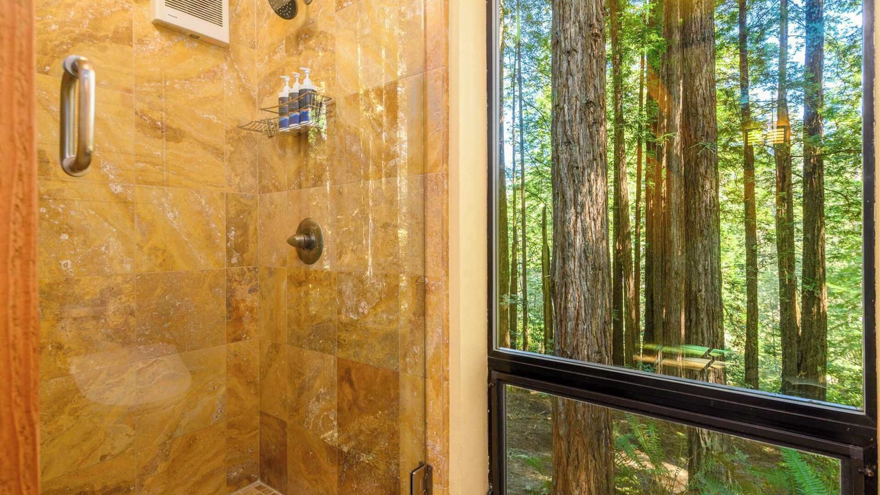 Photo of Bathroom in Sea Ranch
