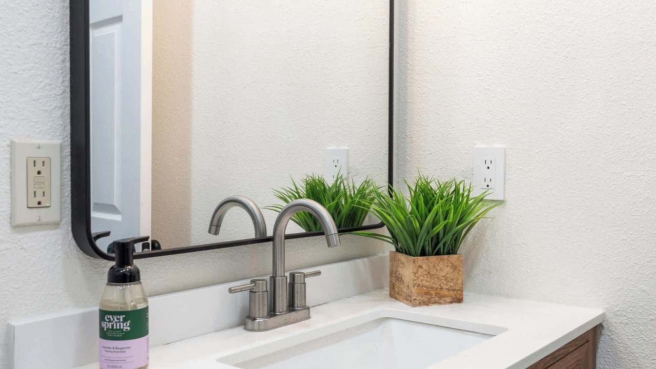 Photo of Bathroom in Fairfax District