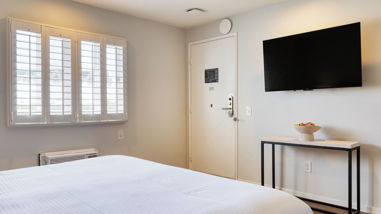 Photo of Bedroom in Laguna Beach