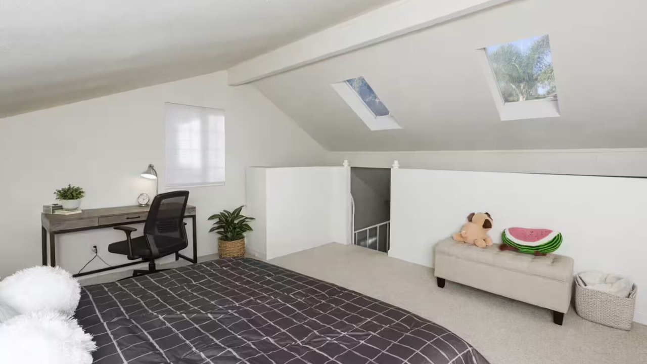 Photo of Bedroom in Tierrasanta