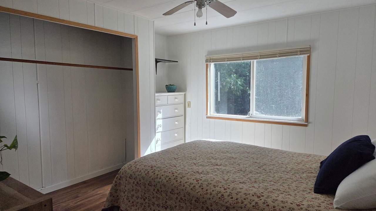 Photo of Bedroom in C-Road