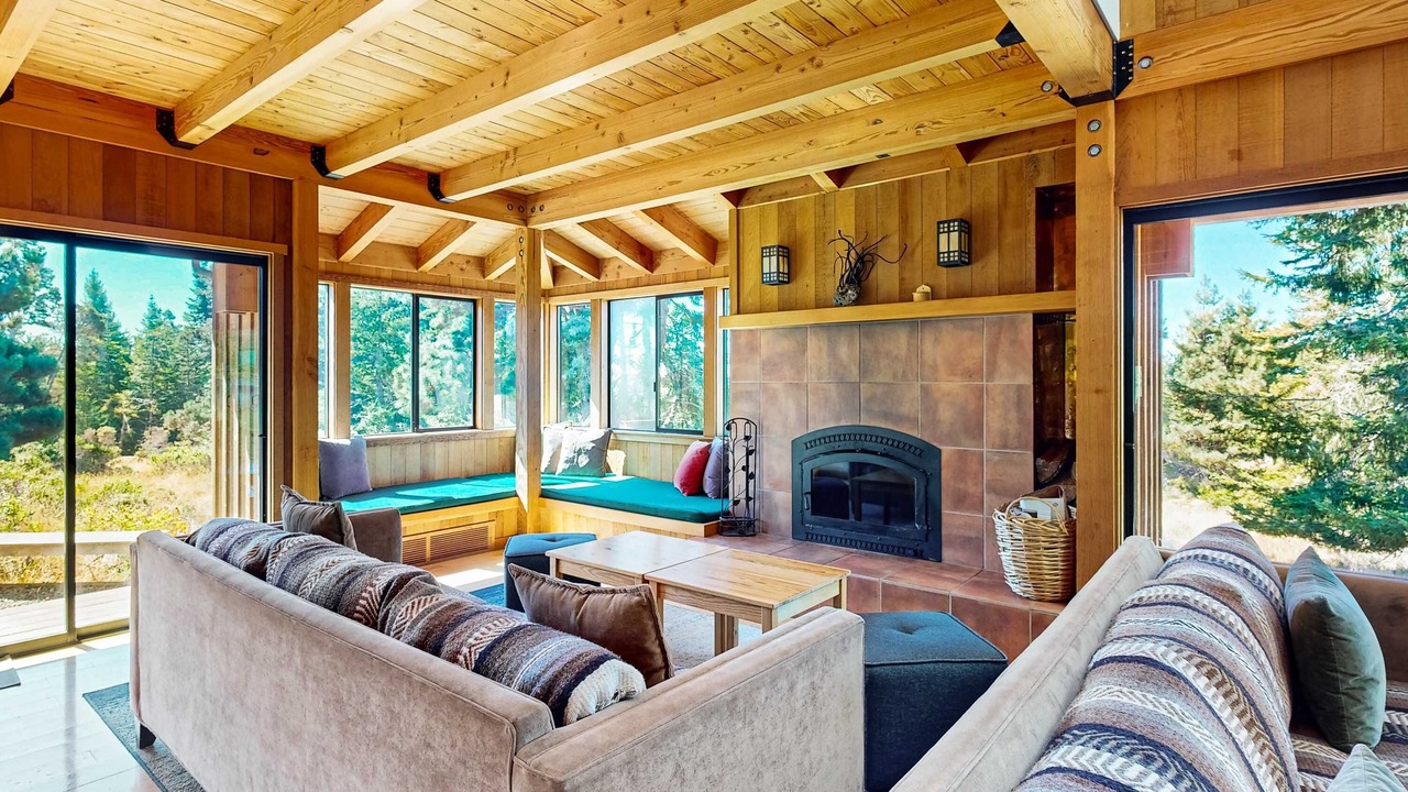 Photo of Livingroom in Sea Ranch