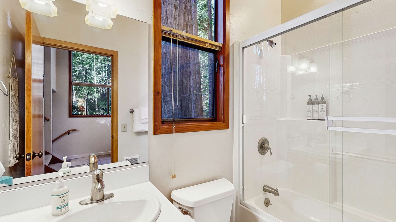 Photo of Bathroom in Sea Ranch