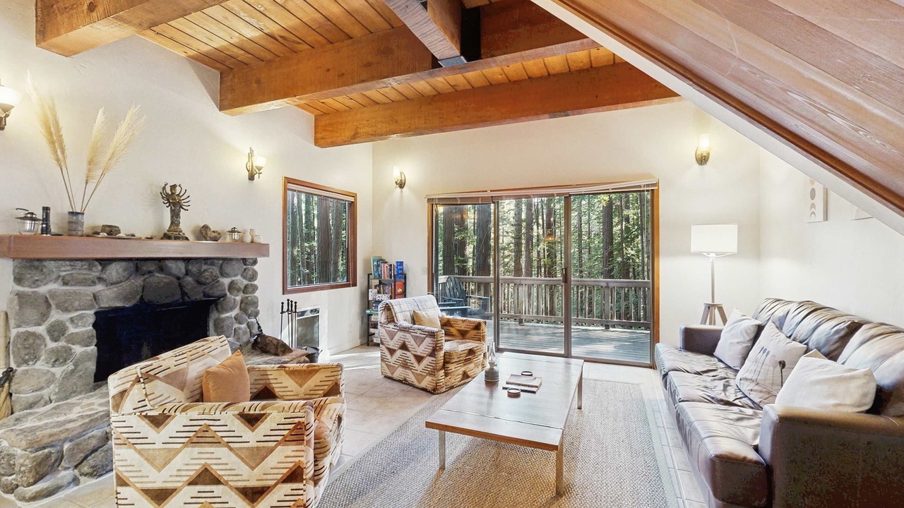 Photo of Bedroom in Sea Ranch