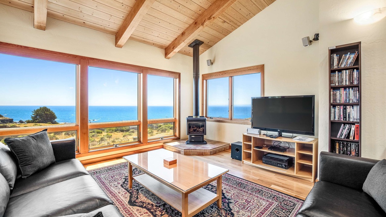 Photo of Livingroom in Sea Ranch