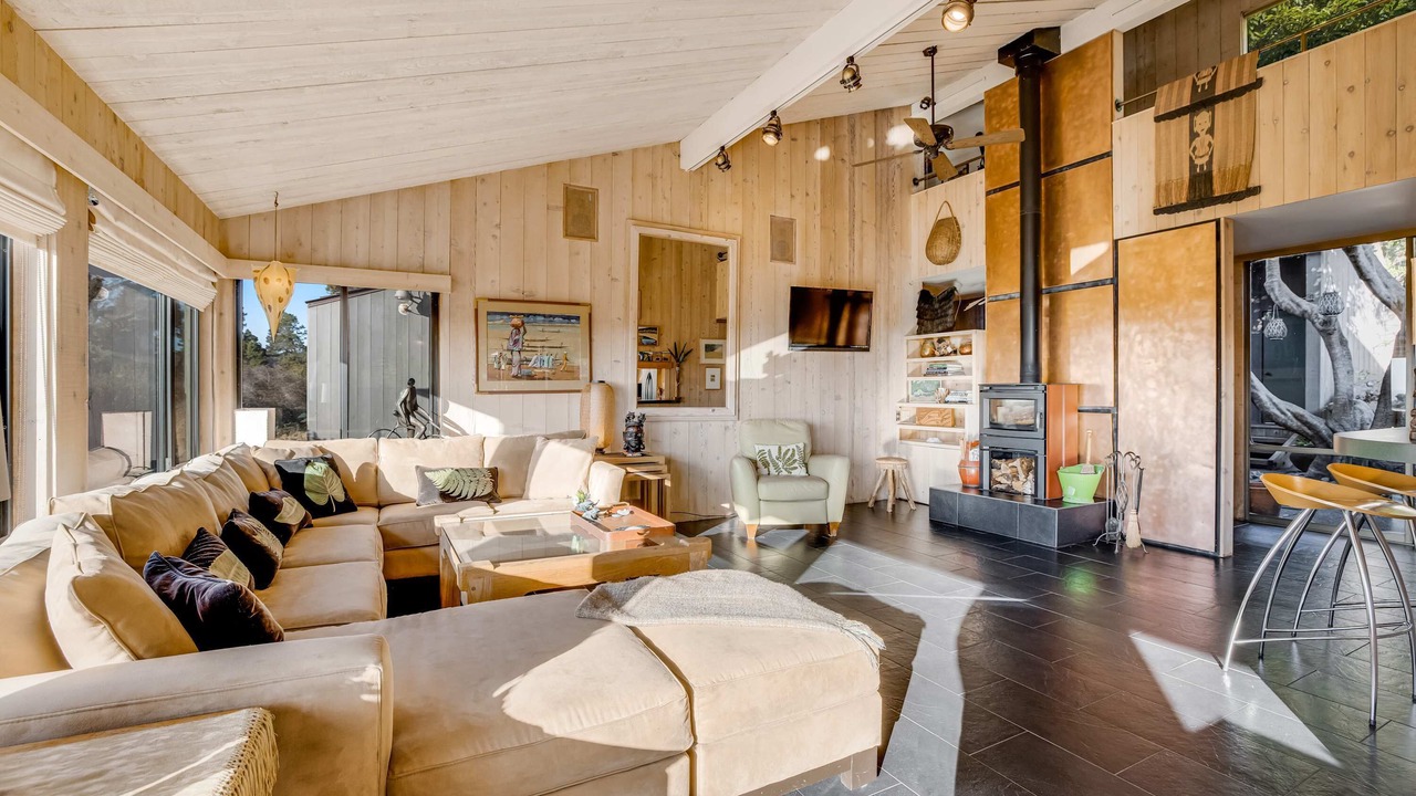 Photo of Livingroom in Sea Ranch
