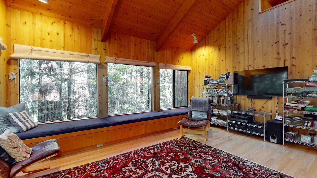 Photo of Bedroom in Sea Ranch