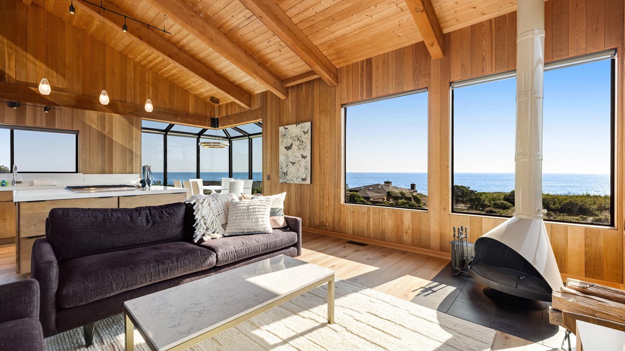Photo of Bedroom in Sea Ranch