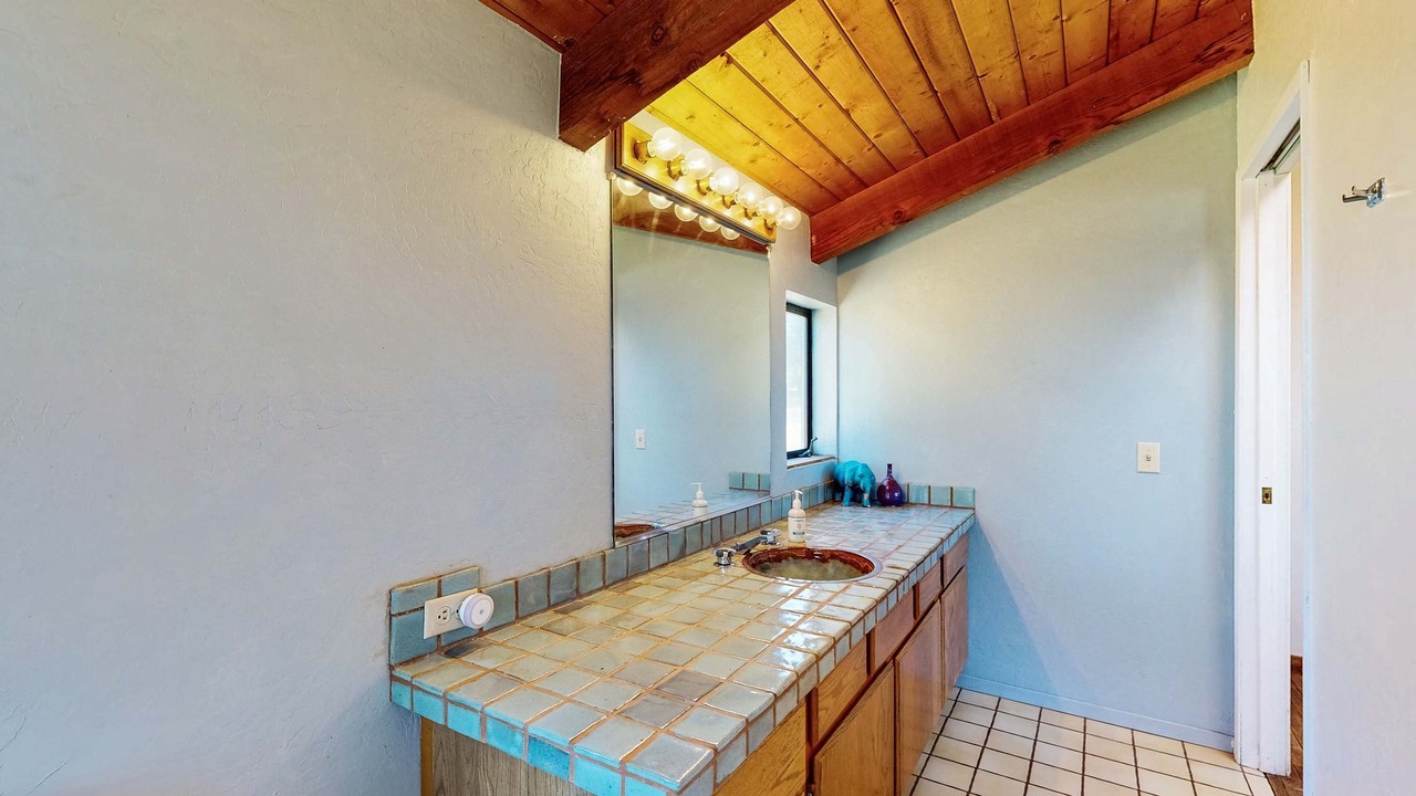 Photo of Bathroom in Sea Ranch