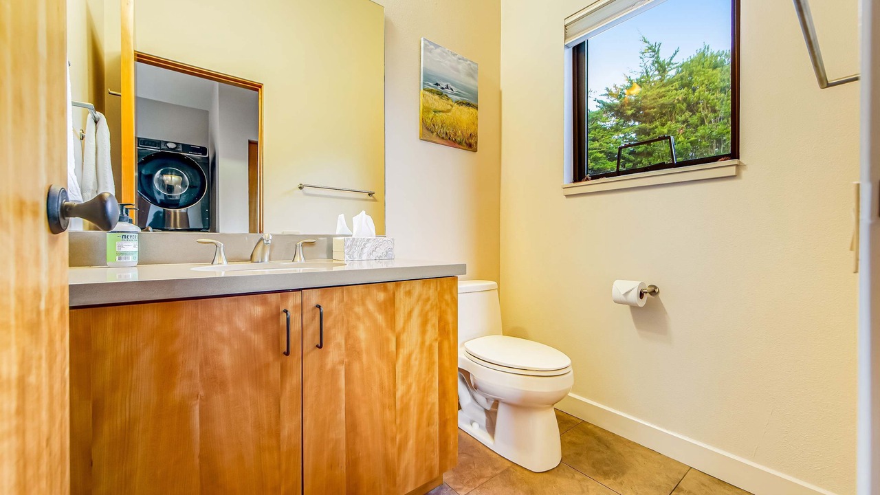 Photo of Bathroom in Sea Ranch