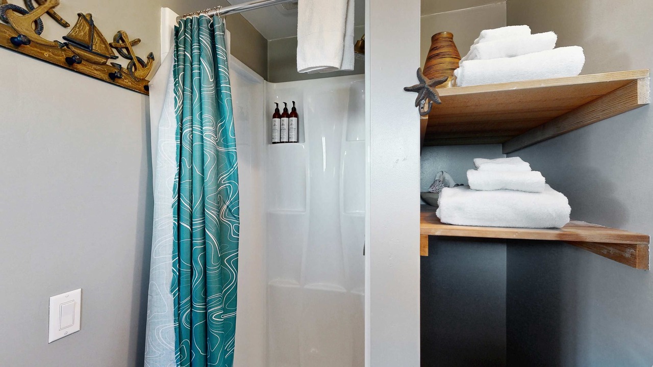 Photo of Bathroom in Gualala