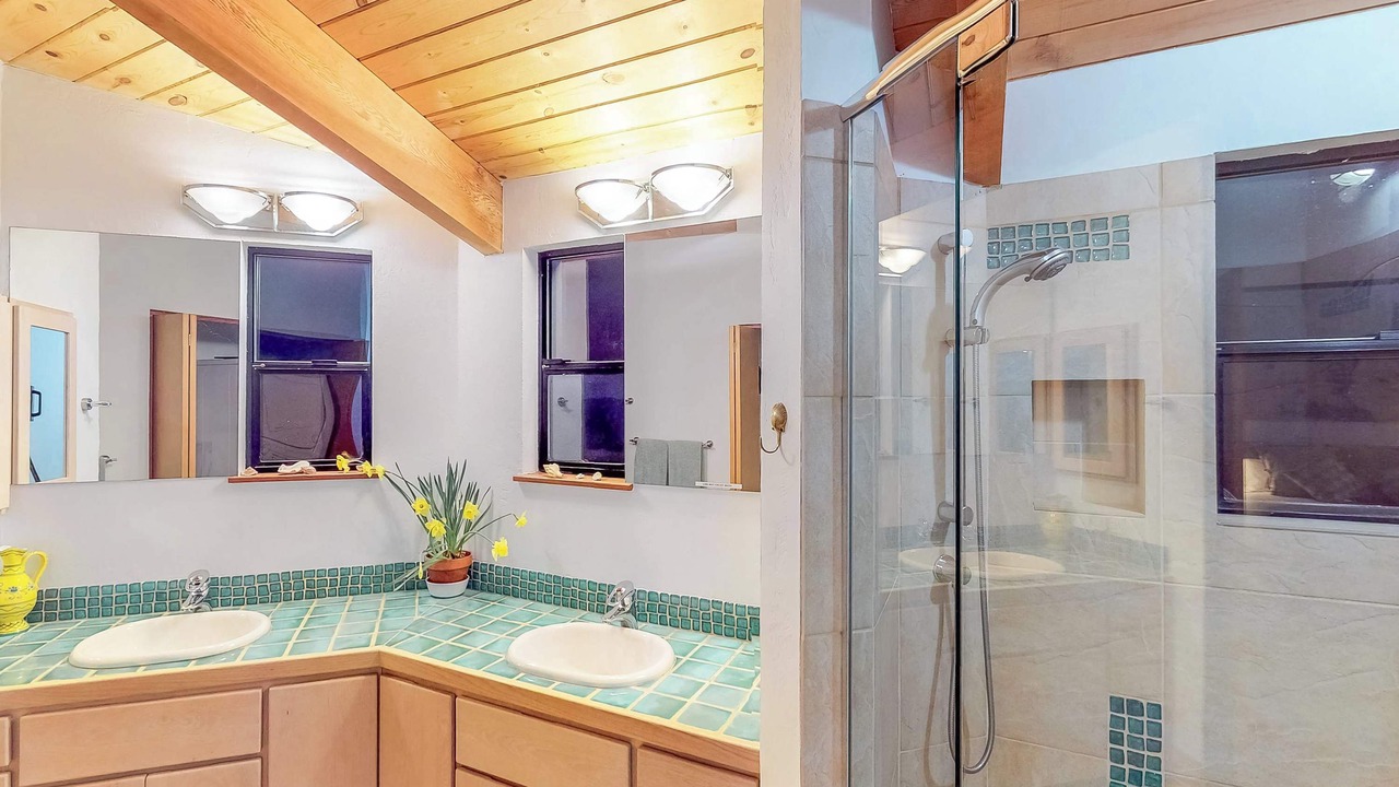 Photo of Bathroom in Sea Ranch