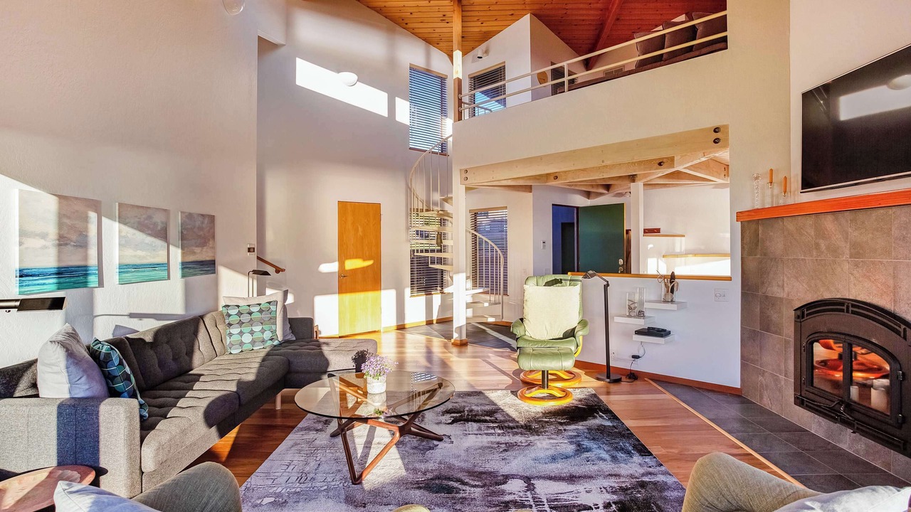Photo of Livingroom in Sea Ranch
